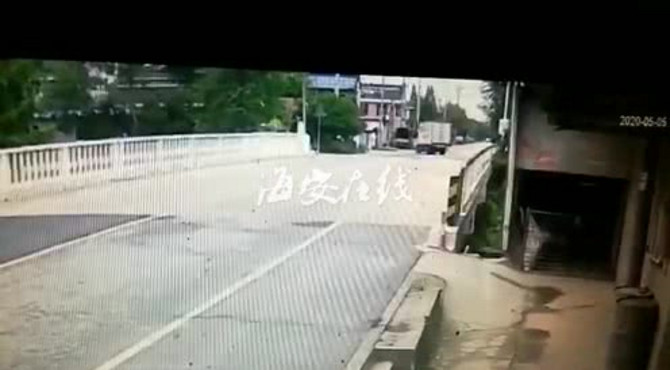 海安孙庄兴旺桥车祸
