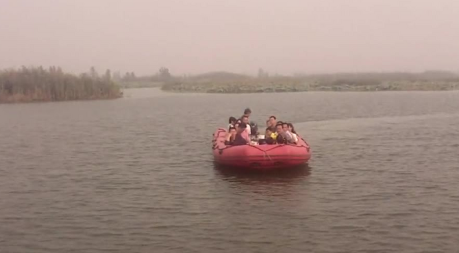 骑游菱角湖湿地生态园