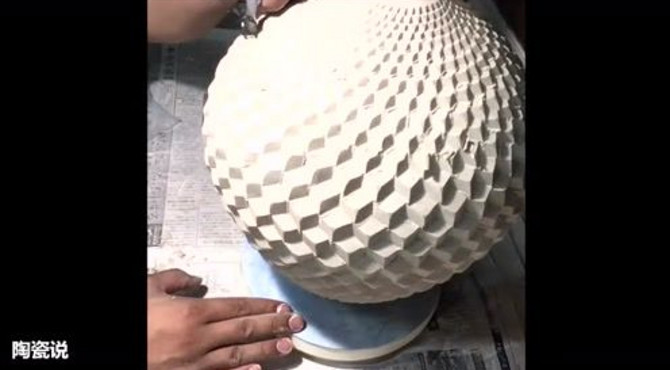 陶瓷说陶艺视频 超有创意的纸板陶瓷