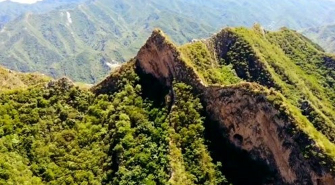 北京圣莲山景区，自然风光优美，素有京西小五岳之美誉