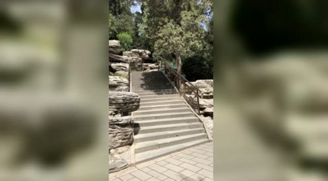 明思宗.崇祯帝自缢处