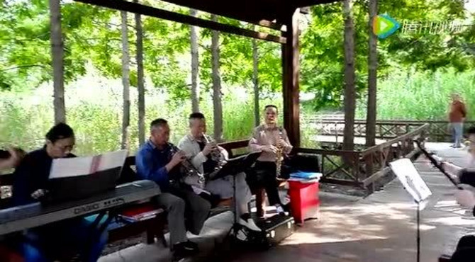 街心花园的上海老克勒