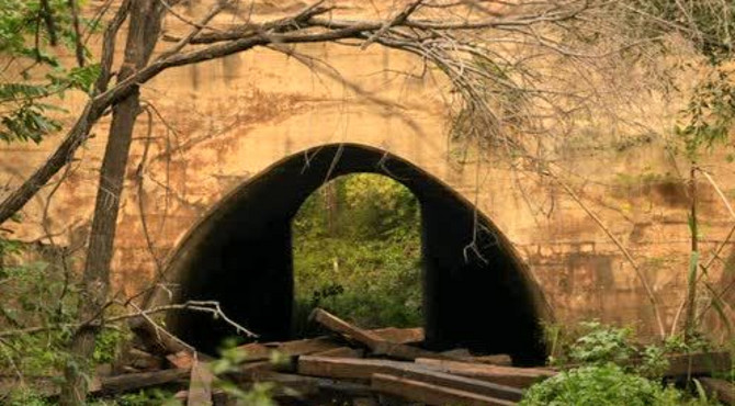 7.杨贵喜跑关沟的故事