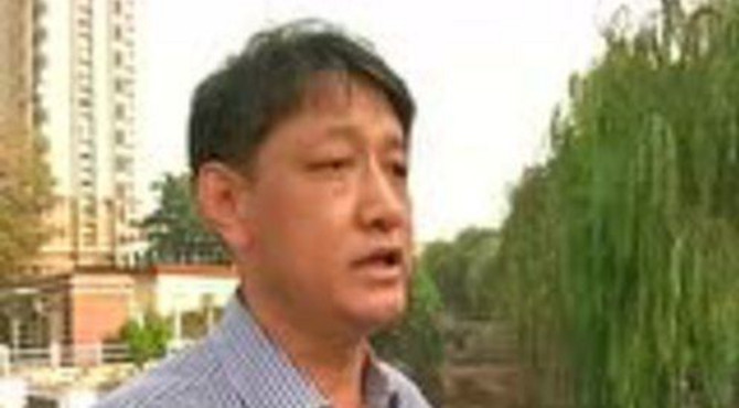 小马坊河：河水变浑浊 究竟何原因