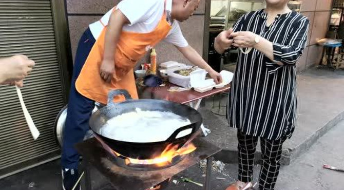 炒面 面片 回民 清真 美食  脆弱的男人 西宁