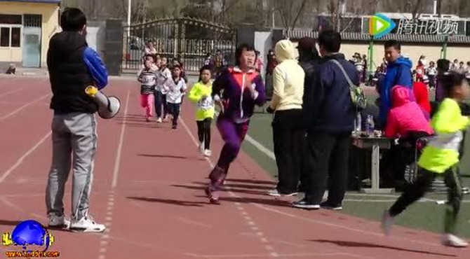 北京市通州区潞城镇中心小学春季田径运动会