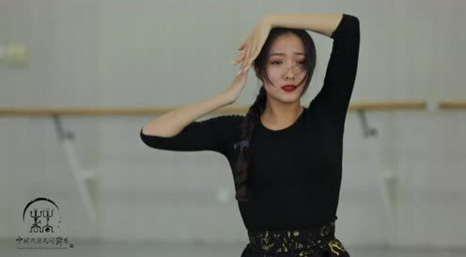 北京舞蹈学院 李美萱
