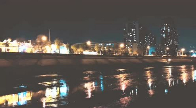 夜晚的通惠河