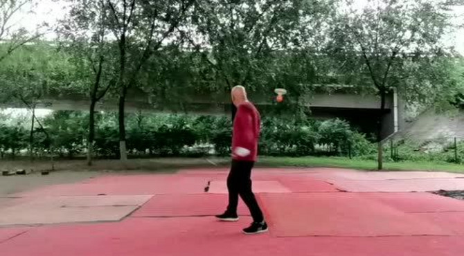 北京碧海公园緱師傅抖空竹《骗马八连脫》