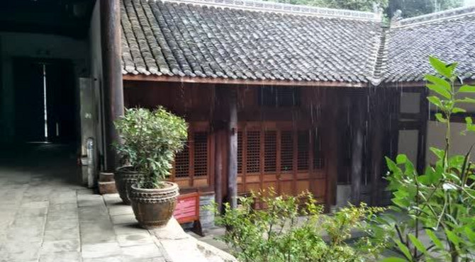 谷城承恩寺的秋雨