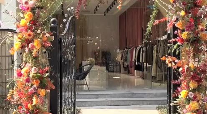 垂花门花艺布场