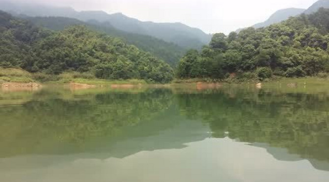 慧日寺水库的寂静