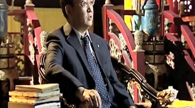 正黄旗和镶黄旗要排在八旗之首，鳌拜没有做错，这是祖宗的规矩