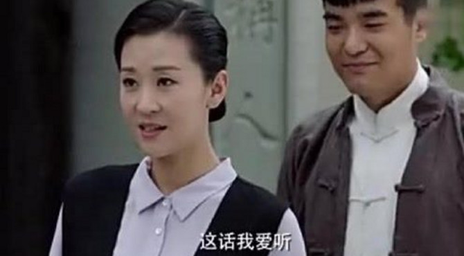 桃花依旧笑春风：云岫夹枪带棒的给春风损了一顿，黑牛在那傻笑