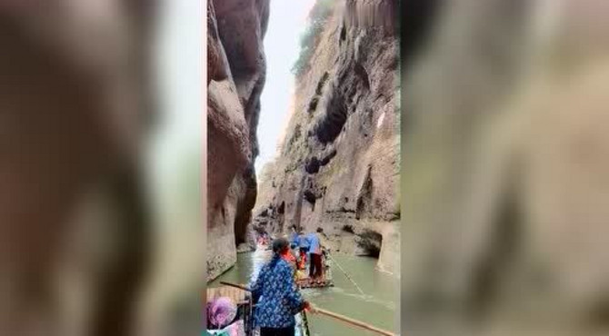 大峡谷的竹筏漂流，一路真美