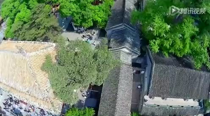 探秘：航拍千年古寺潭柘寺