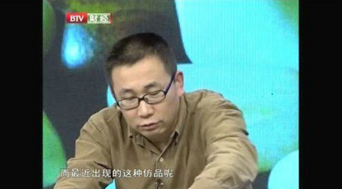 和田玉你懂吗？新疆和田碧玉与俄罗斯碧玉的区别是什么？