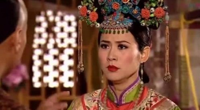 全妃火烧钟粹宫，静贵人一尸两命，皇帝大怒：龙种何辜？