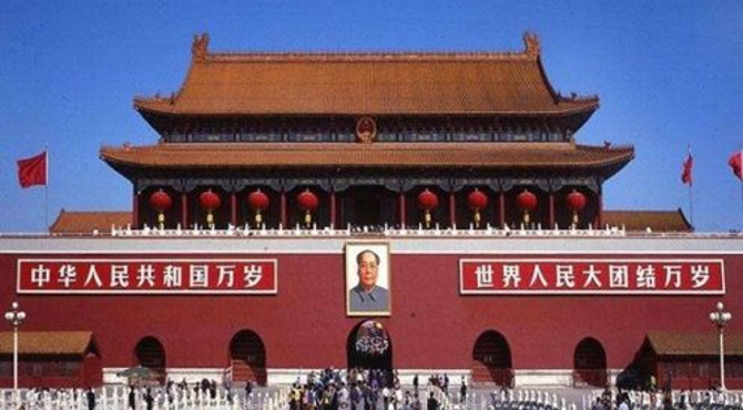 天安门城楼门洞明明是5个，城楼上的门为什么是9扇？看完又涨知识了