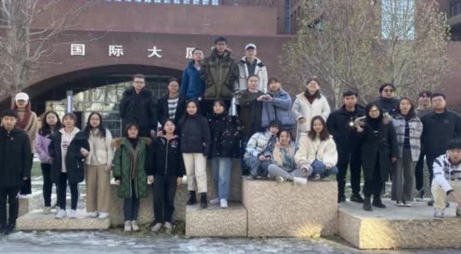北京外国语大学校园视频