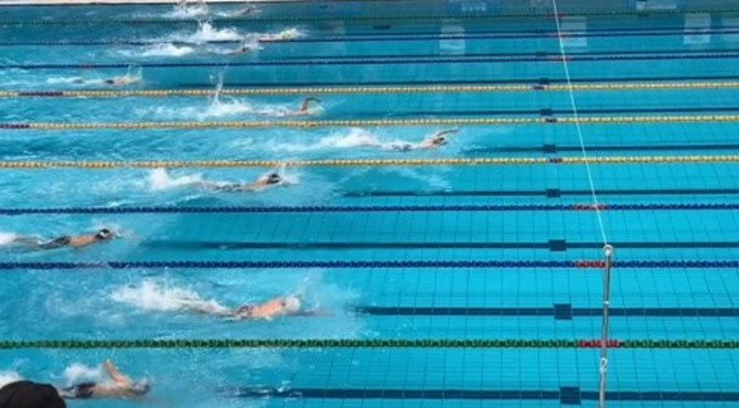 2020水立方游泳邀请赛，最激动人心的4×50自由泳接力，LJ俱乐部包揽了几项接力冠军，恭喜乘风破浪的小朋友们，恭喜LJ的教练们