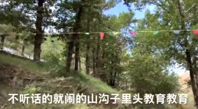内蒙古山区意外发现一个废弃军营，营房碉堡训练营都在
