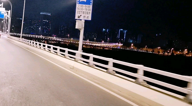 【交通vlog】武汉公交555路从武昌过二七长江大桥到汉口