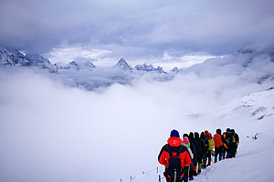 【行走川西·四姑娘山3日】人生中的第一座5000米雪山·四姑娘山大峰·四姑娘山二峰3日雪山攀登+余位变化较快，下单前请咨询客服