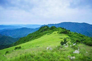 【北京100公里山野·黄草梁站】中级难度丨17.5公里丨徒步绝美高山草甸+打卡古道明珠黄草梁+新人小白勿报