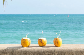 【遇见万宁 · 小众轻奢5日】火山岩海蚀洞+神州半岛灯塔+桥海牧场+石梅湾+日月湾教堂+日月湾滨海公路+罗布斯塔灵韵+分界洲岛网红餐厅+轻奢5日+私家一单一团