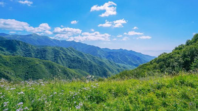 【北京一周一山·海坨山南大梁】初级丨10公里徒步丨近观大小海坨山+高山草甸+云海缭绕！
