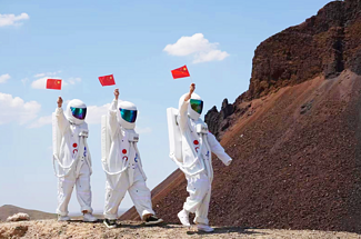 【遇见内蒙古·秘境内蒙4日】库布齐沙漠响沙湾+乌兰哈达火山+辉腾锡勒黄花沟+敕勒川+昭君博物院+多重民俗体验+精选住宿+38人舒适团