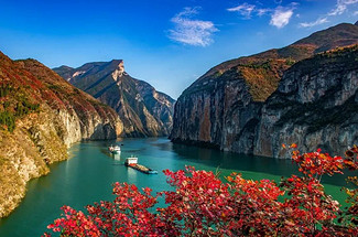 【地道三峡·红叶醉三峡4日】宜昌+文峰观+船游巫山夜景+三峡之巅+白帝城+神女天路+赏长江两岸醉美红叶+16人精品团+2-7人私家团