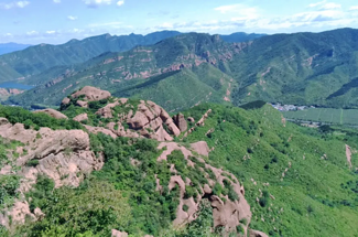 【北京一周一山·巨石之径】探秘绝美“侏罗纪”丹霞地貌+观碧霞山奇峰异石！