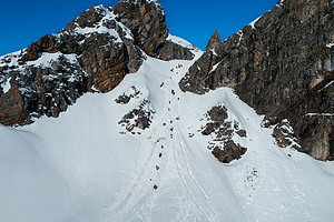 【行走川西·结斯沟穿山洞2日】成都+四姑娘山镇+结斯沟+穿山洞2日徒步攀登