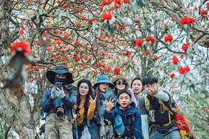 【贵州·百里杜鹃4日】轻徒步30公里+贵阳+百里杜鹃+黔西+三江密道+羊皮洞瀑布+花季小众秘境山地徒步4日游