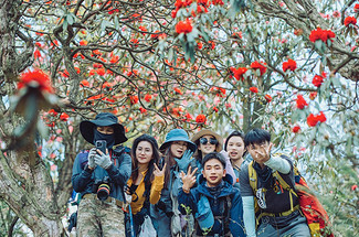 【贵州·百里杜鹃4日】轻徒步30公里+贵阳+百里杜鹃+黔西+三江密道+羊皮洞瀑布+花季小众秘境山地徒步4日游