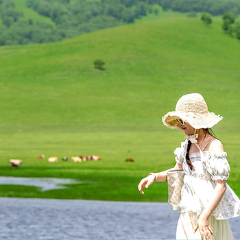 【遇见乌兰布统·轻野草原5日】北京+承德+乌兰布统+公主湖+影视基地+皇家鹿苑+金山岭长城+越野穿越原始草原＋私家牧场4＋2骑行＋草原日出日落+篝火晚会＋烤全羊+蒙古茶体验＋28人品质团