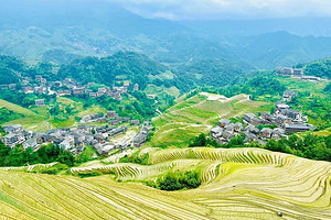 【遇山河·桂林龙脊阳朔4日】桂林+龙脊梯田体验民族服饰+芦笛岩+漓江竹筏打卡20元人民币+千龙岭+遇龙河双人竹筏+象鼻山休闲4天3晚1人可发