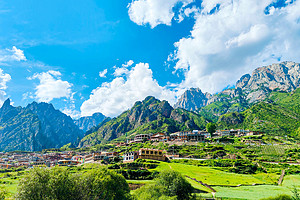 【甘南陇南·大环线7日】天水+麦积山石窟+官鹅沟+江迭公路+达日观景台+扎尕那仙女滩+扎尕那晨曦+若尔盖草原+花湖湿地+九曲黄河+郎木寺+赛赤寺+格尔底寺+纳摩大峡谷+桑科草原+拉卜楞寺+篝火晚会+2-8人小包团