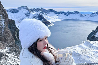 【冰雪梦幻B线5日·8人精品小团】5天4晚 | 亚雪公路+童话雪乡+滑雪+冰雪画廊+长白山+延吉+温泉+狂野撒欢！