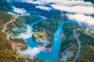 【又见云南 · 滇西大环线11日】大理+芒市瑞丽+腾冲+银杏村+怒江独龙江+纹面女+丙中洛+梅里雪山+沙溪+南涧土林+樱花谷+8人精品小团