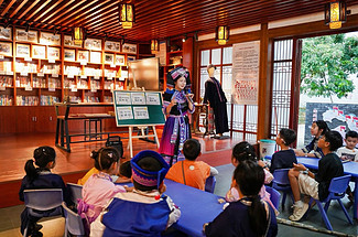 【遇见广西·在野寻鲸记6日】南宁进北海散野奢高端+跨国瀑布+小众雨林秘境+白头叶猴科考+出海追布氏鲸+火山地质科普+亲子赶海+全程高标酒店+崇左/北海/涠洲岛6日亲子