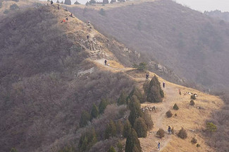 【北京一周一山·歪顶坨】休闲+丨8公里丨金色山脊线+北方武功山+俯瞰环秀湖~