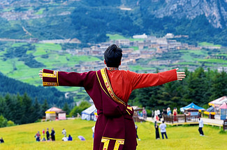 【藏地甘南·小环线8日】兰州+美仁大草原+米拉日巴佛阁+江迭公路+扎尕那+若尔盖草原+莲宝叶则+娘玛寺+阿万仓湿地+郎木寺+格尔底寺+纳摩大峡谷+桑科草原+拉卜楞寺+甘加秘境+炳灵寺石窟+刘家峡大桥+九曲黄河日落+2-8人小包团