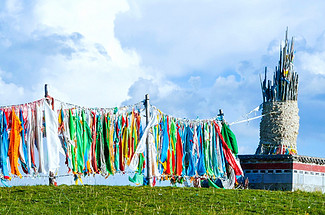 【甘南陇南·大环线9日】天水+麦积山石窟+官鹅沟+江迭公路+仙女滩+扎尕那+若尔盖草原+花湖湿地+九曲黄河+郎木寺+赛赤寺+格尔底寺+拉卜楞寺+纳摩大峡谷+桑科草原+大峪沟+甘加秘境+炳灵寺石窟+刘家峡水库+2-8人小包团