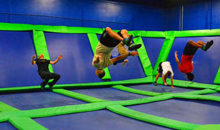 清明半日游 | 蹦床&攀岩|火爆抖音-风靡全球蹦床攀岩活动-4000平米