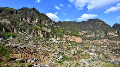 【北京一周一山·大滩梨花梯田】休闲级丨12公里丨探寻大山深处世外桃源+春日赏花摄影