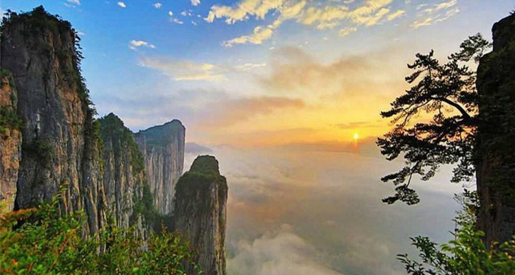 【秘境恩施】国庆+火车团+恩施大峡谷+鹿院坪+屏山峡谷+狮子关+女儿城+土司城+深度5日游！