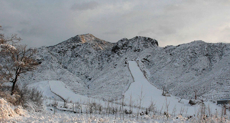 【八达岭滑雪】晚出发·天天发团·免费教学·滑雪1日游！